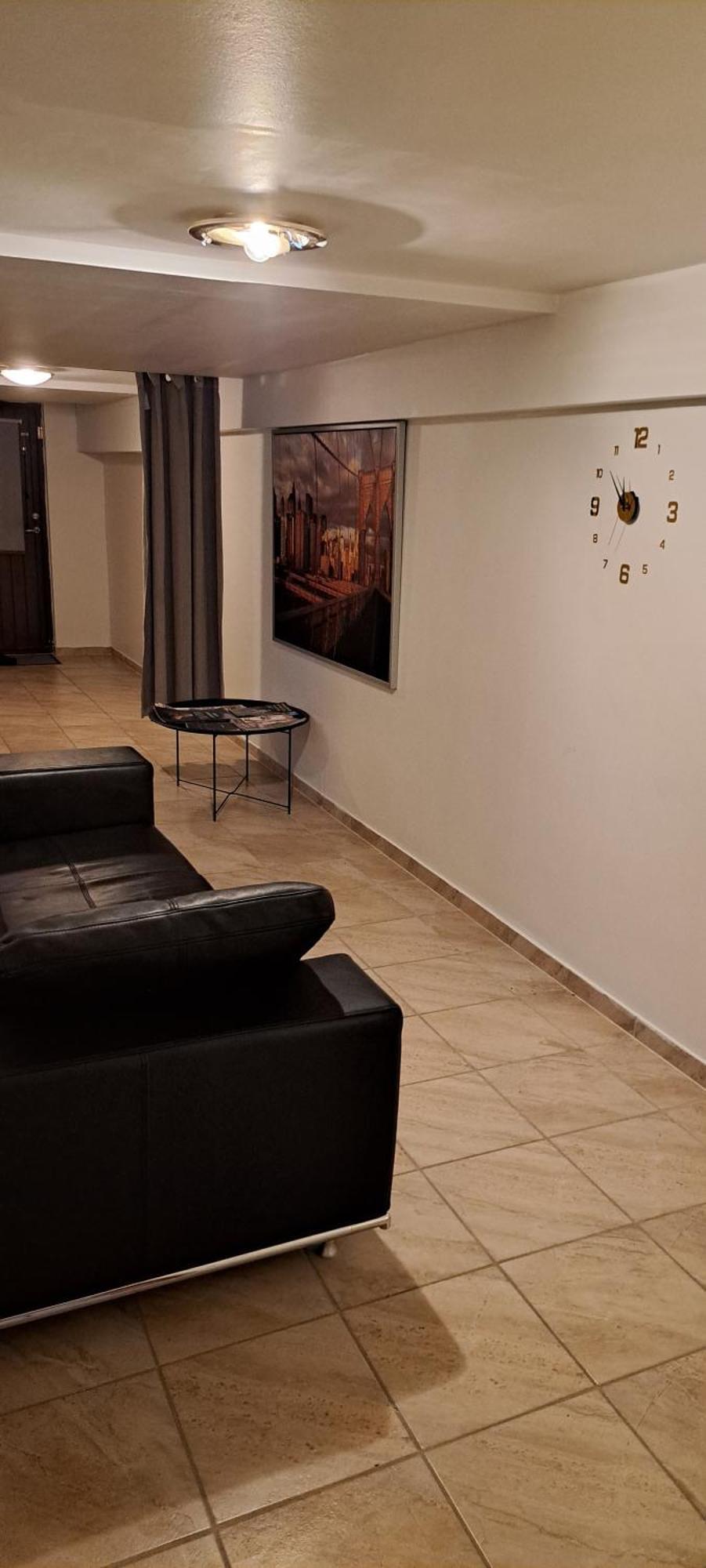 Keflavik Cozy Apartment Екстер'єр фото